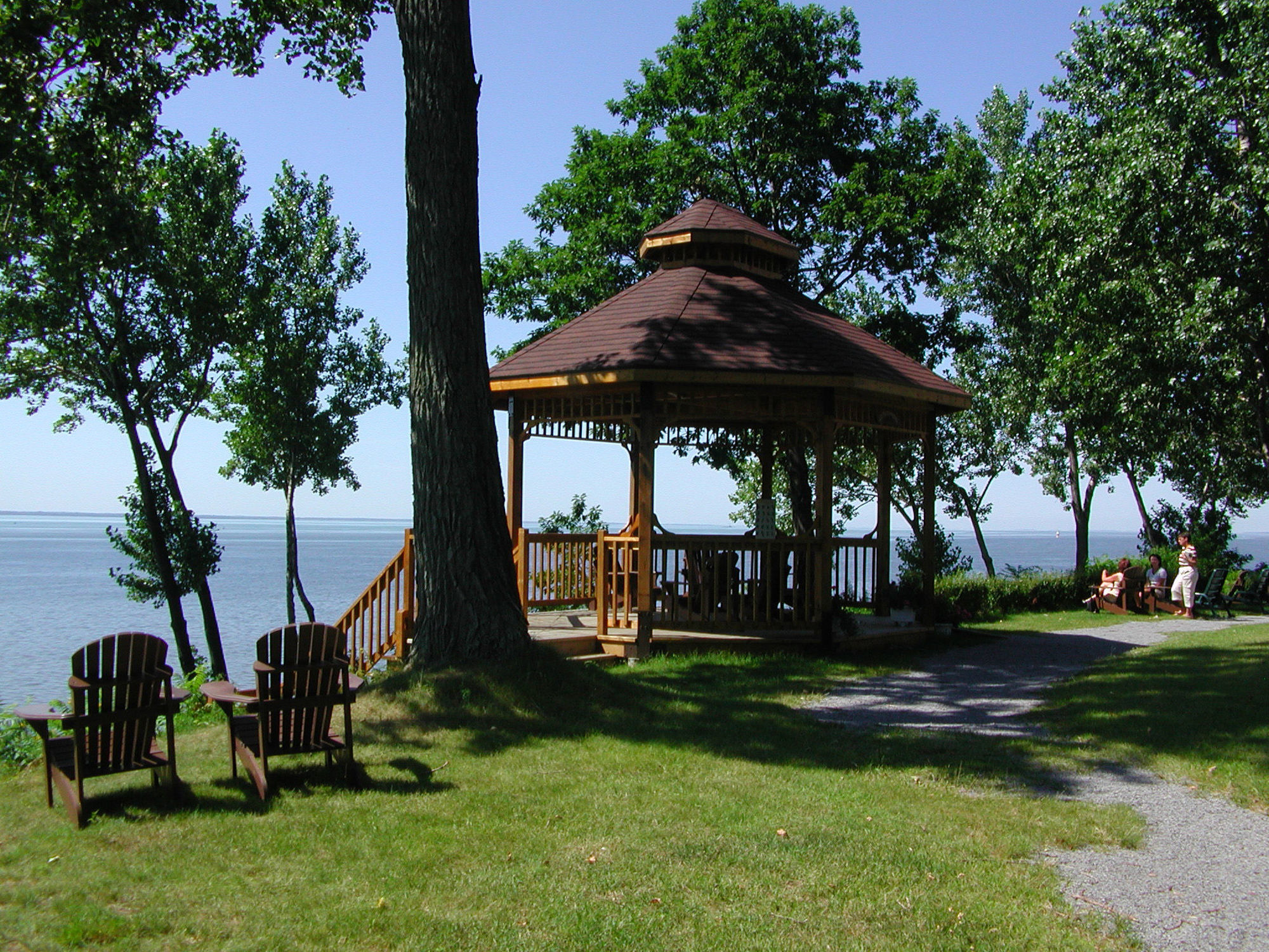 L'Auberge Du Lac St-Pierre Trois-Rivieres Exterior photo